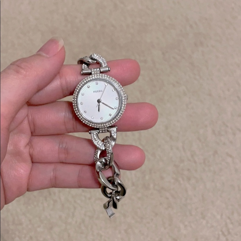 EUC Fossil watch silver with crystal (small size)